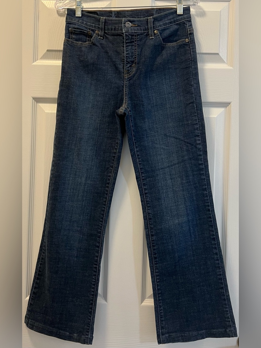 Levi's Dark Wash Bootcut Jeans, size 8 Short.